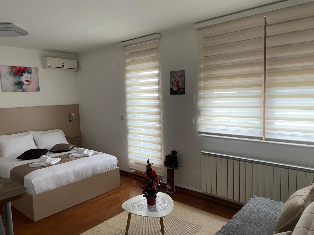 Imperia Apartments Vrnjačka Banja Dış mekan fotoğraf