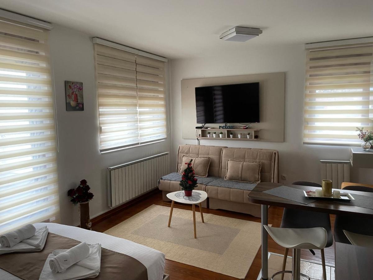 Imperia Apartments Vrnjačka Banja Dış mekan fotoğraf